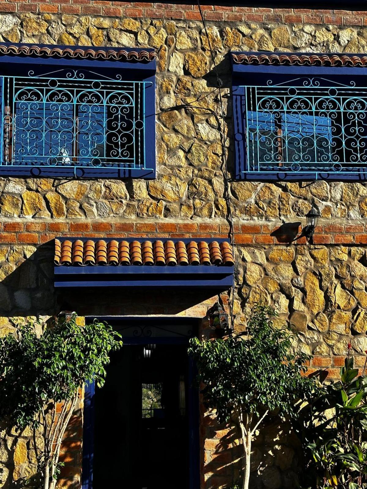 Hotel Nabil Akchour エクステリア 写真