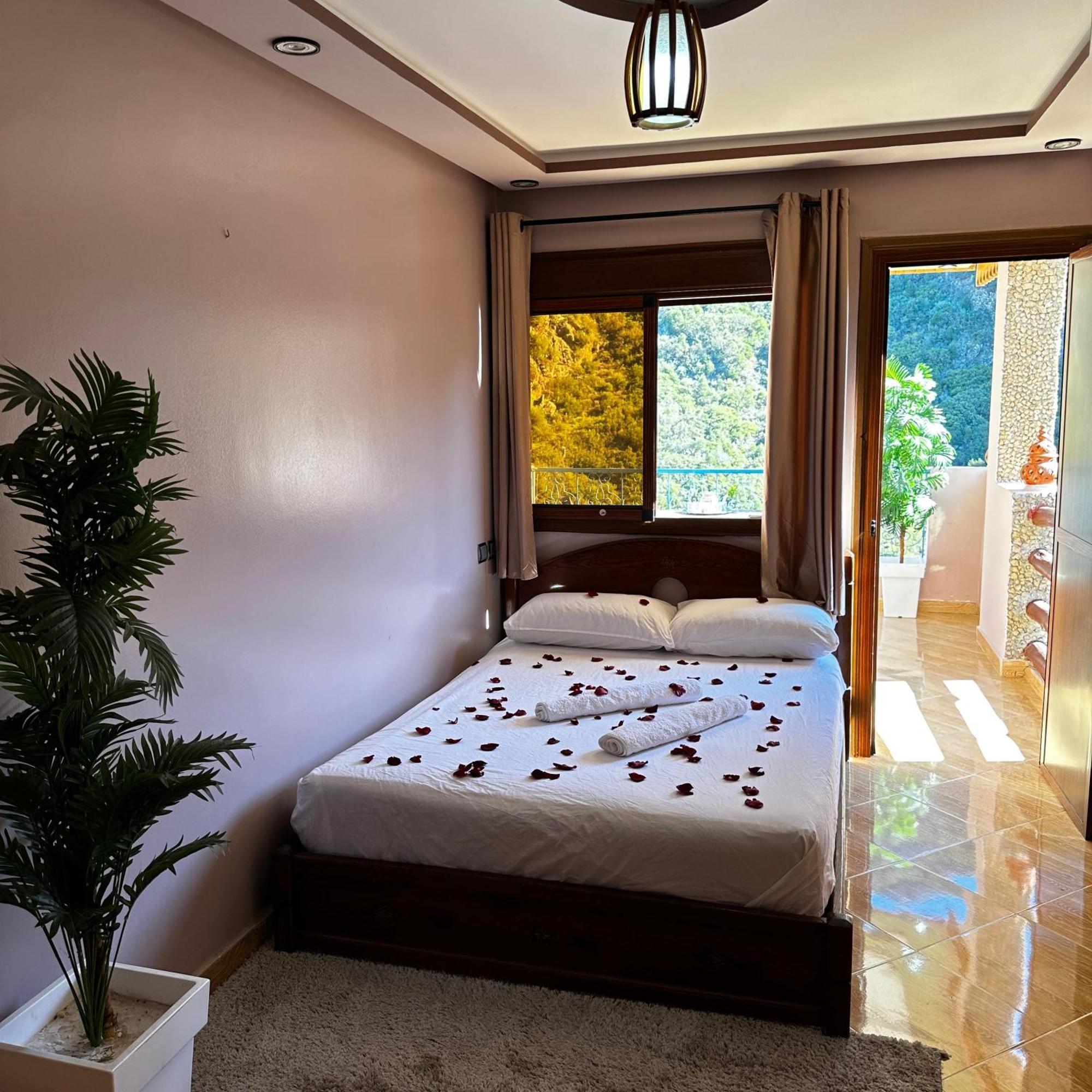 Hotel Nabil Akchour エクステリア 写真
